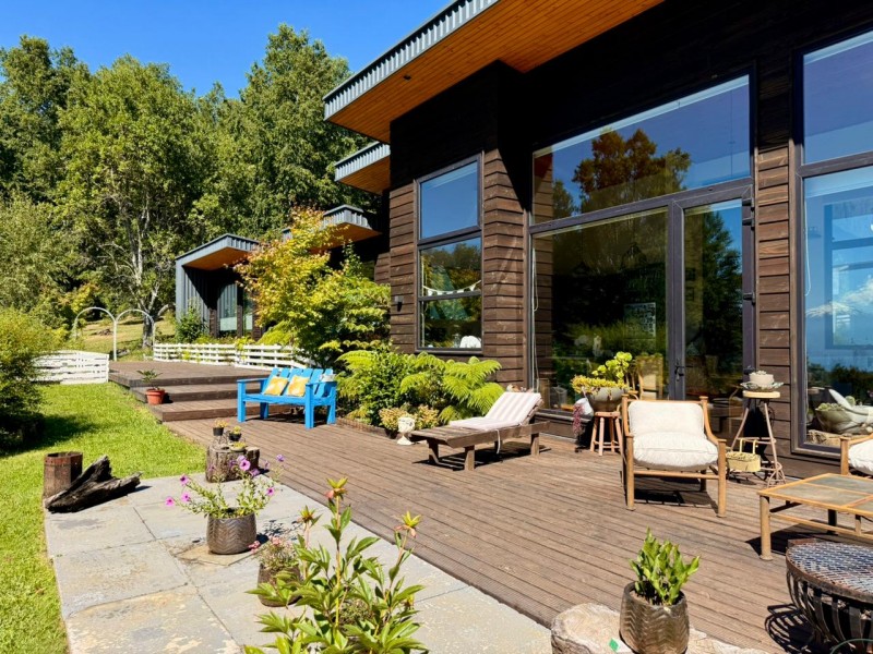 Magnífica Casa en Reserva Nativa Pedregoso de Villarrica