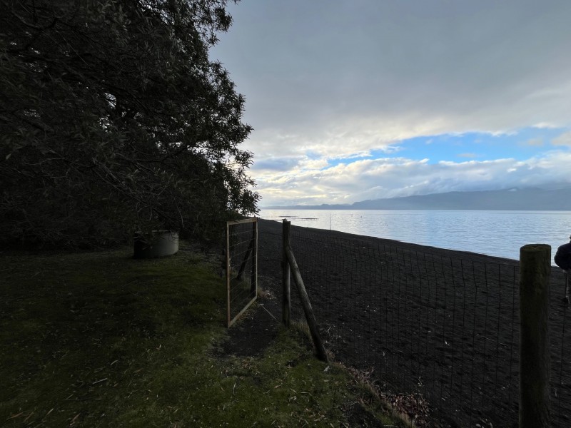 Propiedad 50 Mts Orilla Lago Villarrica, 4 Casas y 12.700 M2
