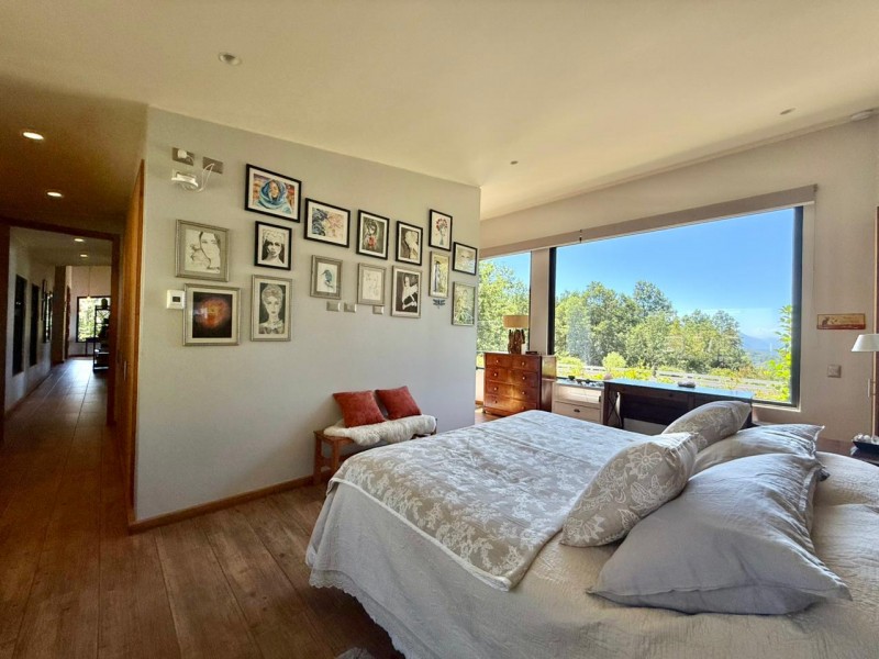 Magnífica Casa en Reserva Nativa Pedregoso de Villarrica