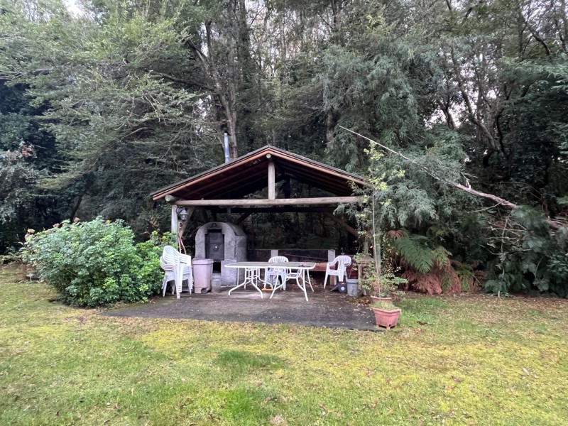 Propiedad 50 Mts Orilla Lago Villarrica, 4 Casas y 12.700 M2