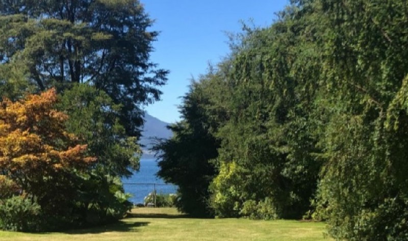 Propiedad 50 Mts Orilla Lago Villarrica, 4 Casas y 12.700 M2