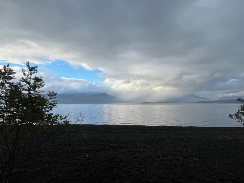 Propiedad 50 Mts Orilla Lago Villarrica, 4 Casas y 12.700 M2