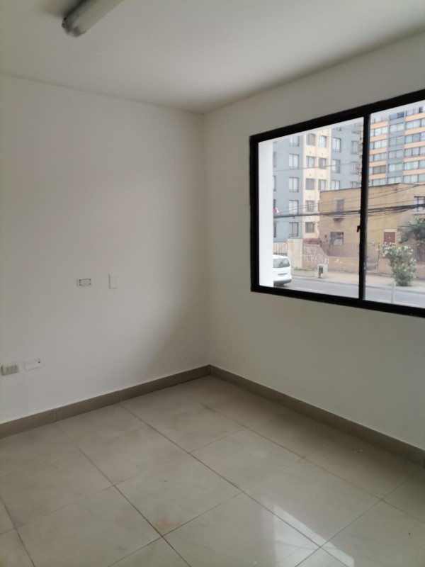 Excelente Propiedad Con Uso Comercial