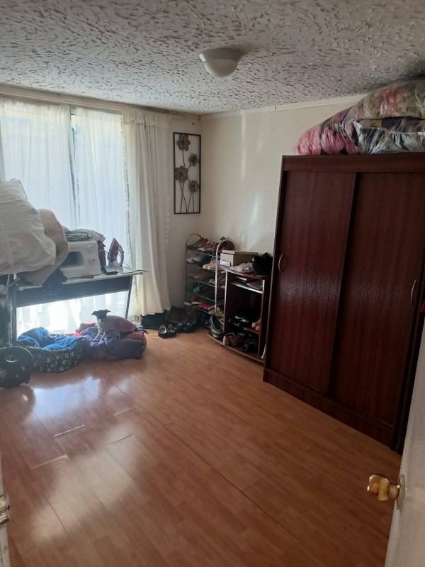 Casa 4D en Placilla Con Amplio Terreno