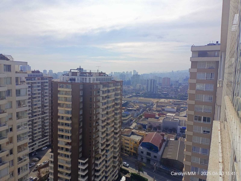Arriendo Depto 2D 2B en Piso 12, Sector Viana