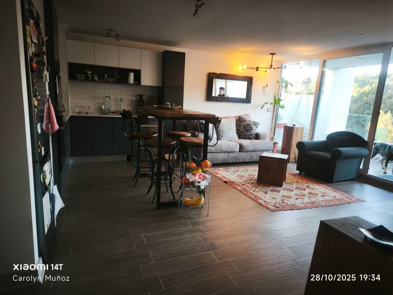 Exclusivo Dúplex Reñaca: Naturaleza y Confort