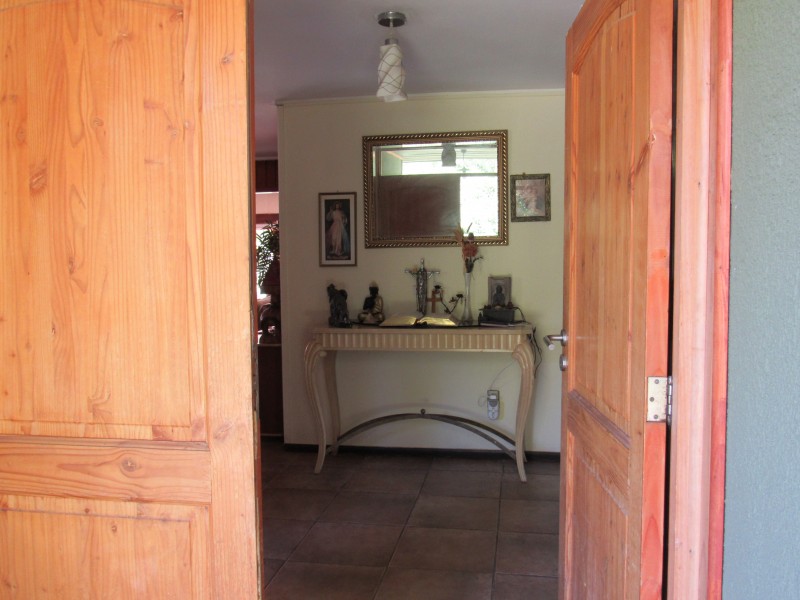 Parcela en Condominio Con 2 Casas y Cabaña.