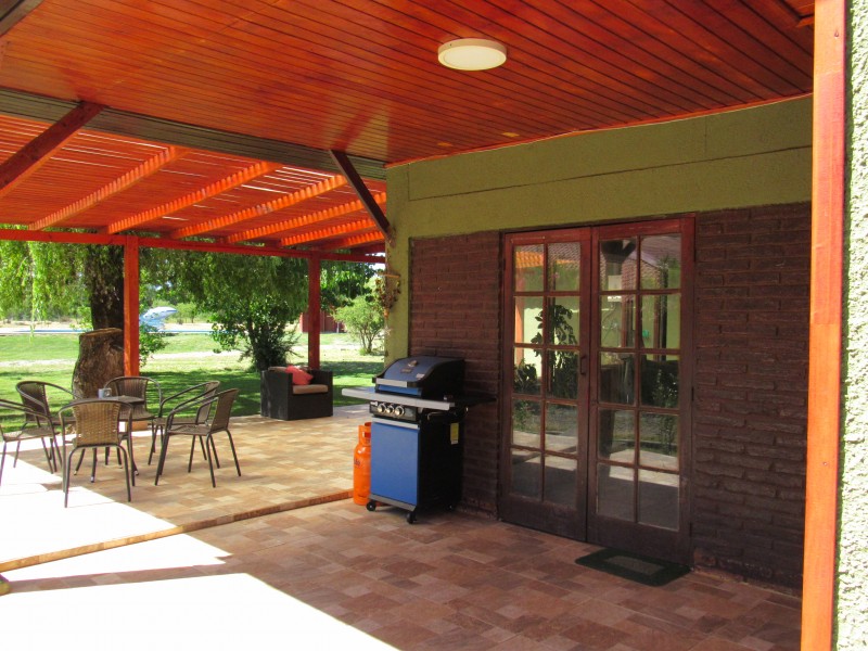 Parcela en Condominio Con 2 Casas y Cabaña.