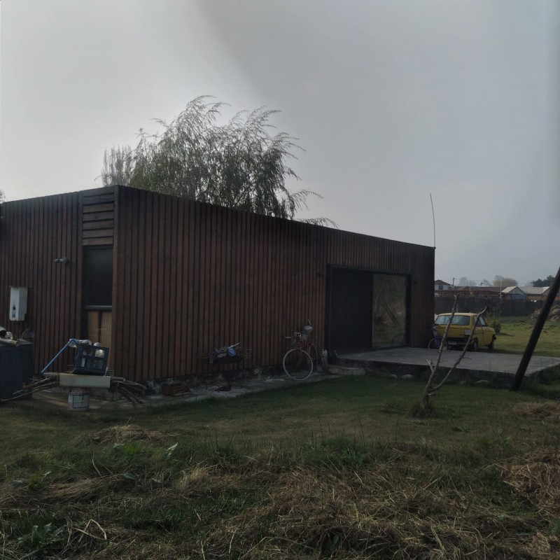 Amplio Terreno Urbano de 3.160,41 M² Con una Cabaña