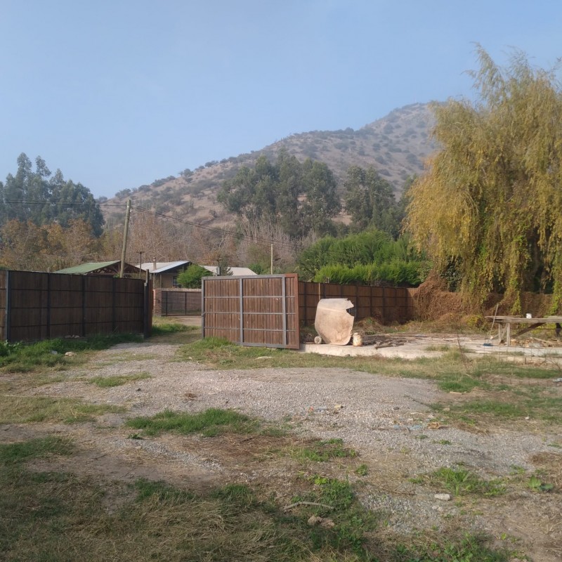 Amplio Terreno Urbano de 3.160,41 M² Con una Cabaña