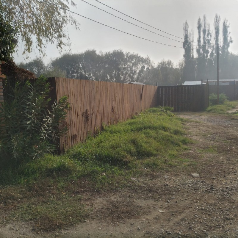 Amplio Terreno Urbano de 3.160,41 M² Con una Cabaña