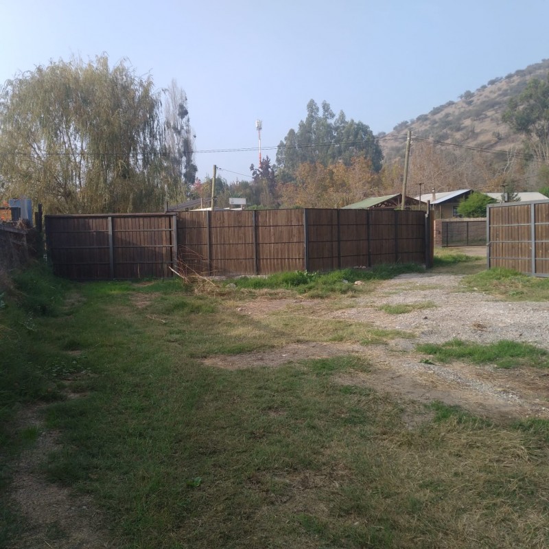 Amplio Terreno Urbano de 3.160,41 M² Con una Cabaña