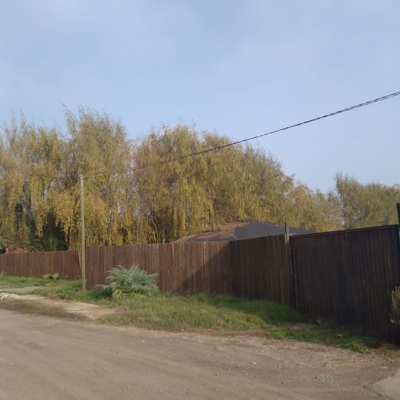 Amplio Terreno Urbano de 3.160,41 M² Con una Cabaña