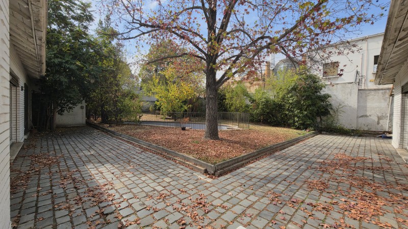 Exclusiva Casa en Venta, Gran Terreno