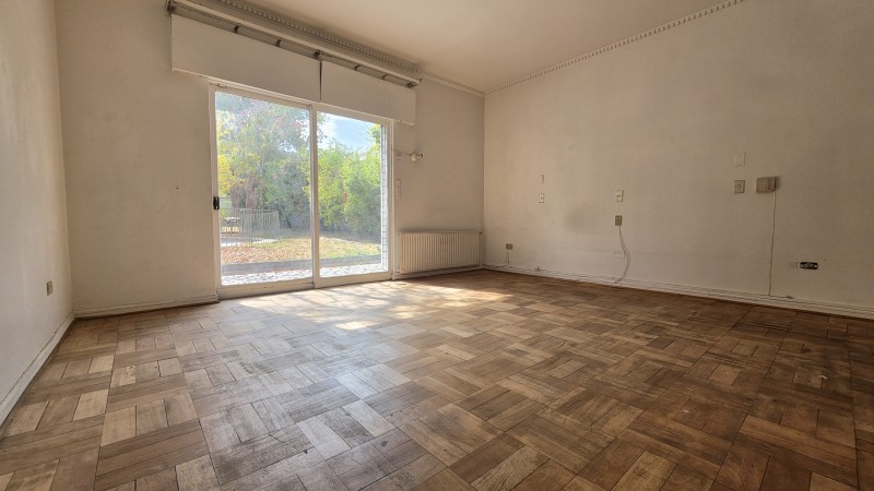 Exclusiva Casa en Venta, Gran Terreno