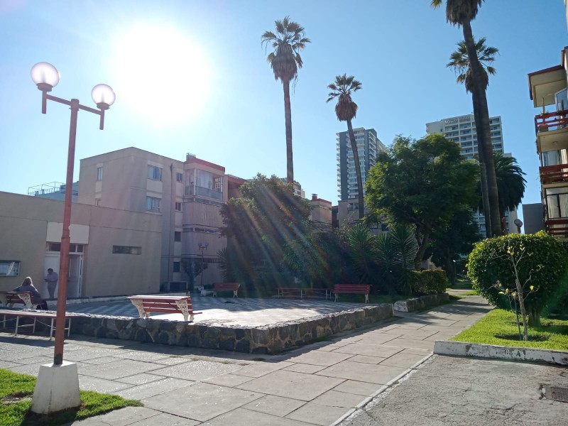 Vende Depto. Pasos Mall y Otros, Alvarez, Viña del Mar