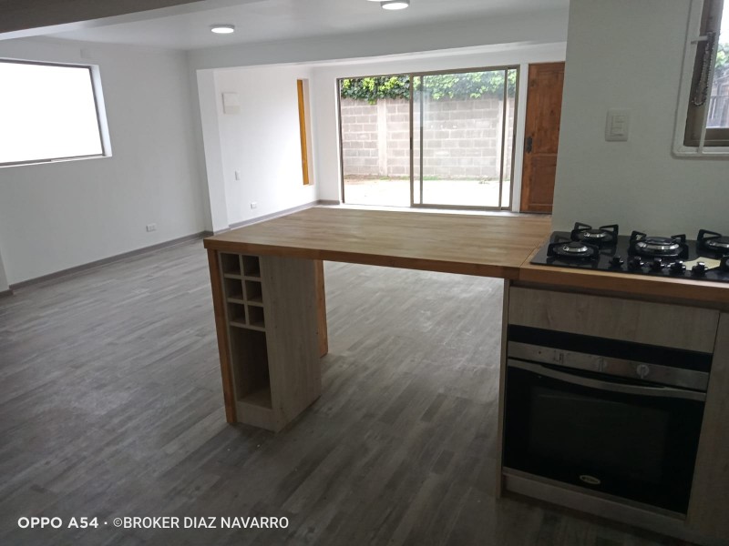 Vende Amplia Casa Completamente Renovada, Concon