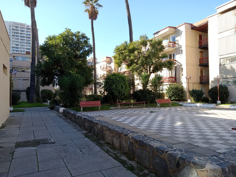 Vende Depto. Pasos Mall y Otros, Alvarez, Viña del Mar