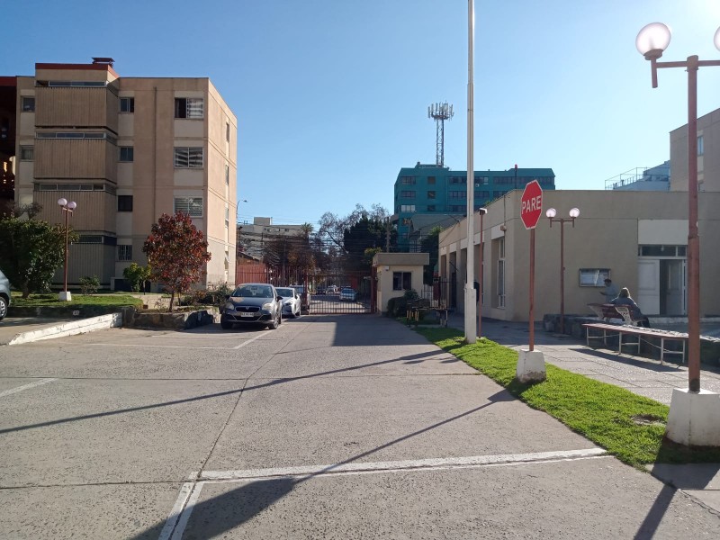 Vende Depto. Pasos Mall y Otros, Alvarez, Viña del Mar