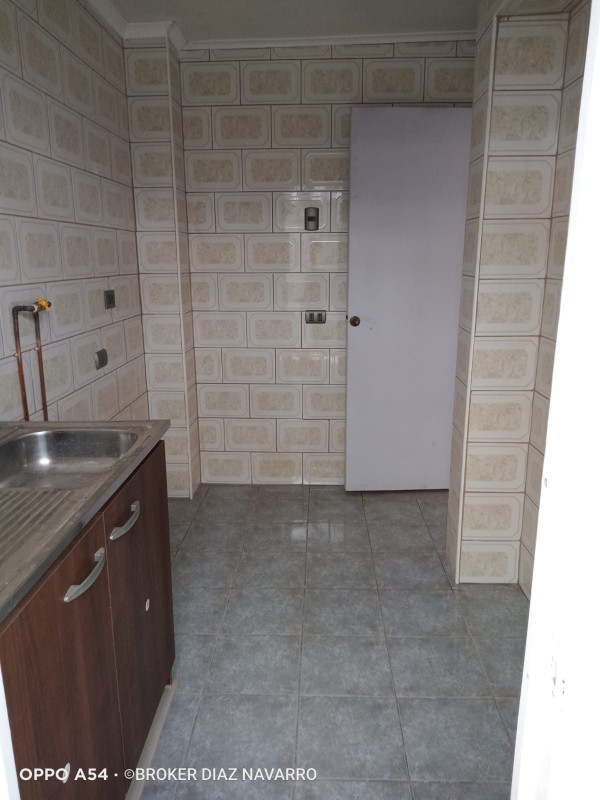 Vende Depto. Pasos Mall y Otros, Alvarez, Viña del Mar