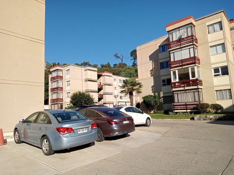 Vende Depto. Pasos Mall y Otros, Alvarez, Viña del Mar