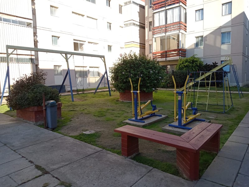 Vende Depto. Pasos Mall y Otros, Alvarez, Viña del Mar