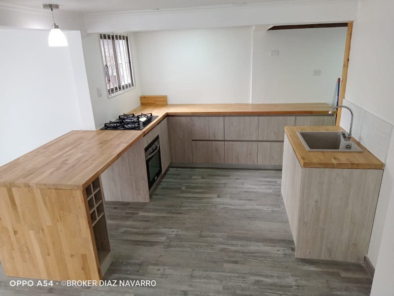 Vende Amplia Casa Completamente Renovada, Concon