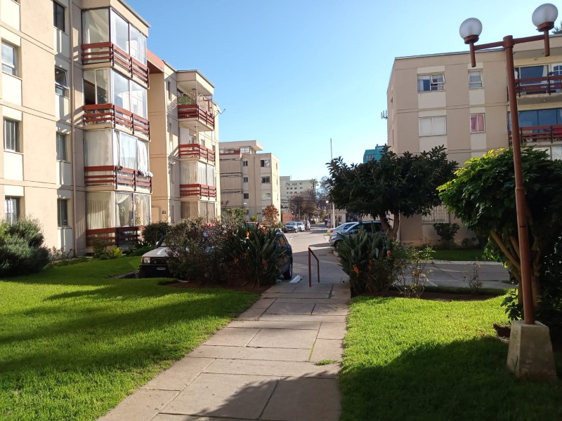 Vende Depto. Pasos Mall y Otros, Alvarez, Viña del Mar