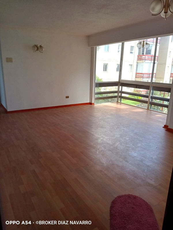 Vende Depto. Pasos Mall y Otros, Alvarez, Viña del Mar