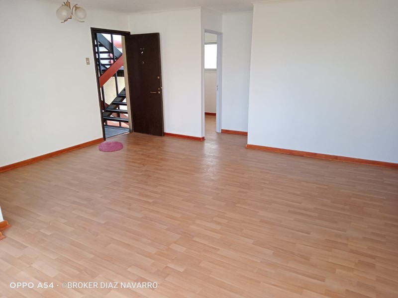 Vende Depto. Pasos Mall y Otros, Alvarez, Viña del Mar