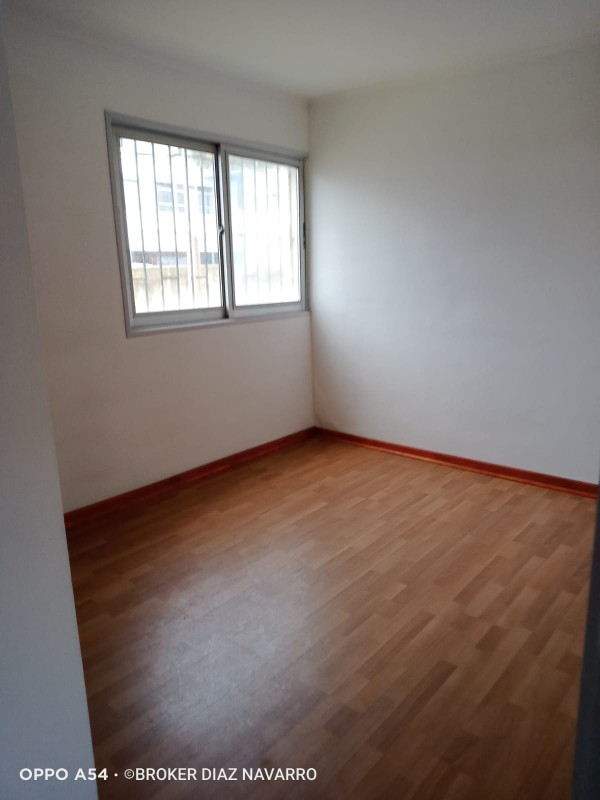 Vende Depto. Pasos Mall y Otros, Alvarez, Viña del Mar