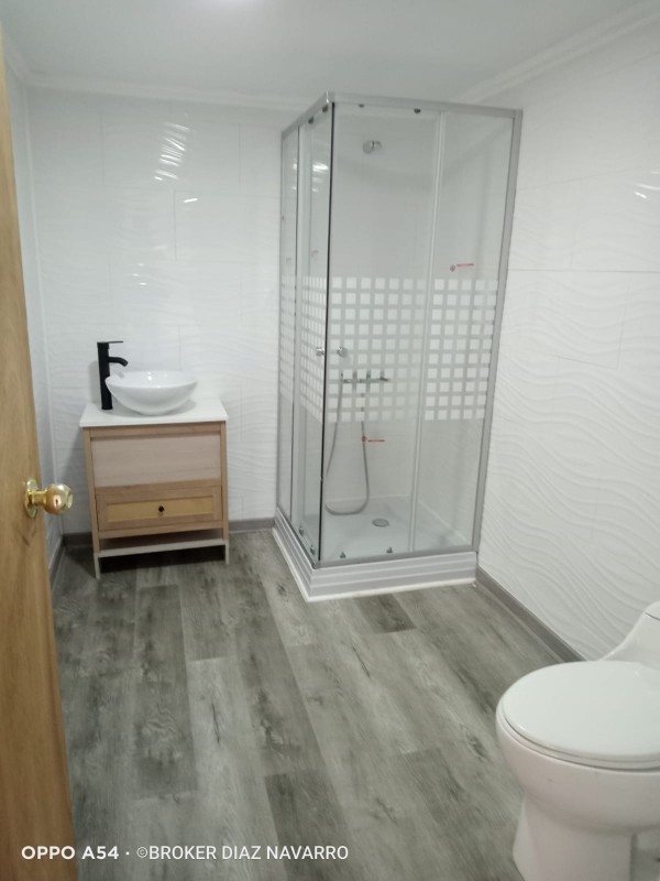 Vende Amplia Casa Completamente Renovada, Concon