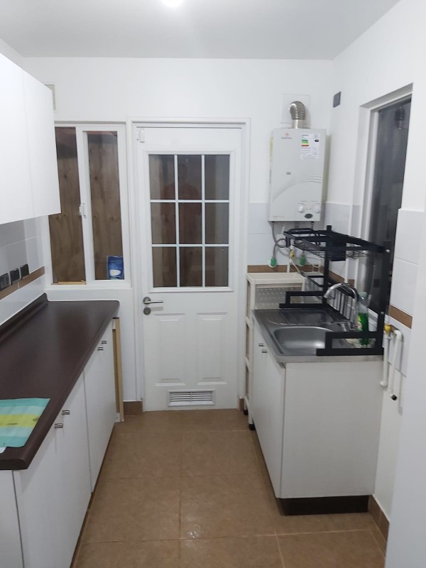 Arriendo Casa Impecable en Av. Monseñor Jorge Hourton