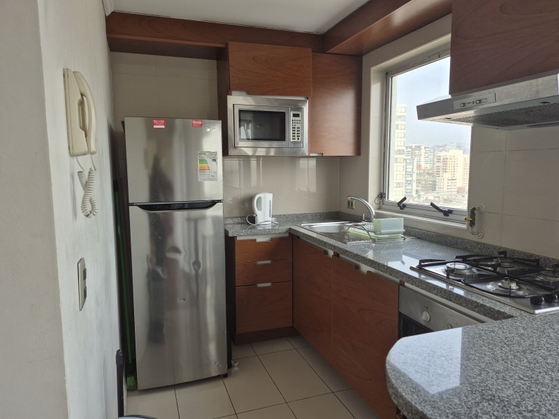 Arriendo Departamento en 5 Poniente