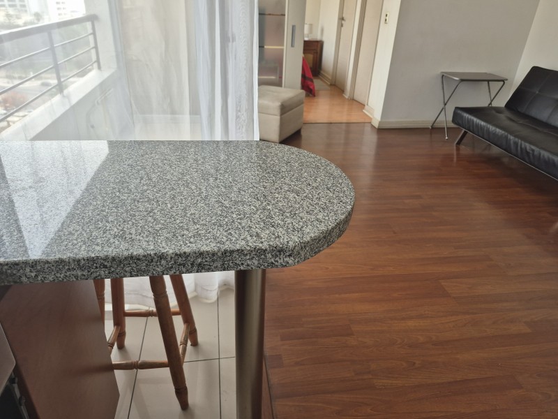 Arriendo Departamento en 5 Poniente