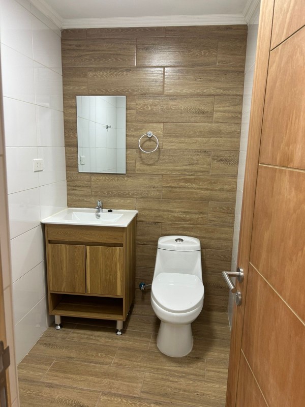 Arrienda Oficina Comercial Calle Bilbao Quintero
