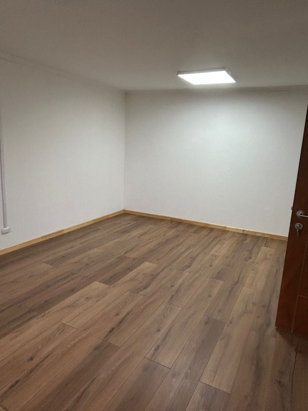 Arrienda Oficina Comercial Calle Bilbao Quintero