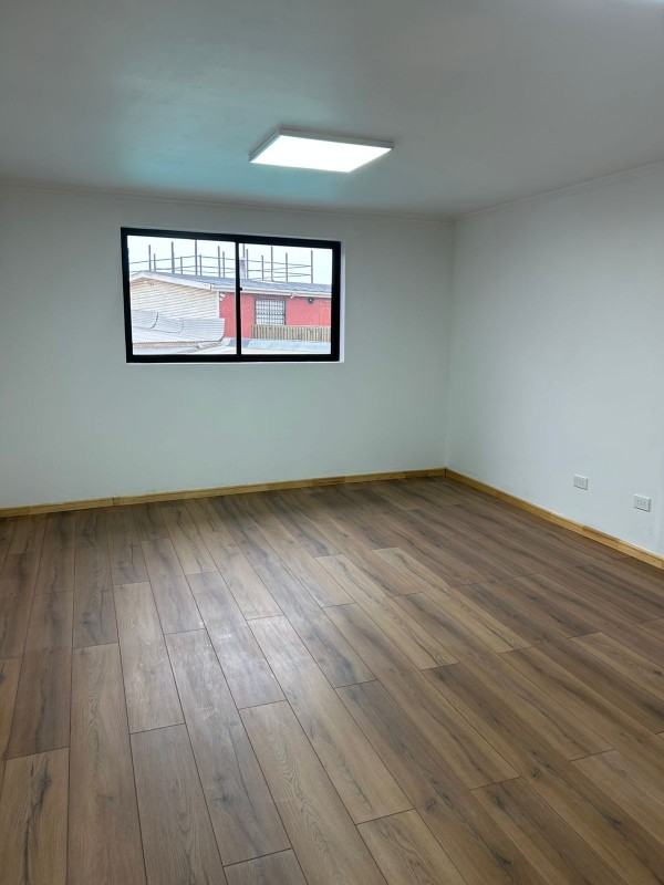 Arrienda Oficina Comercial Calle Bilbao Quintero
