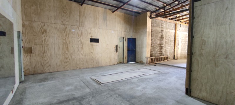 Arriendo Galpón / Bodega Con Patio Lagunitas Pto. Montt