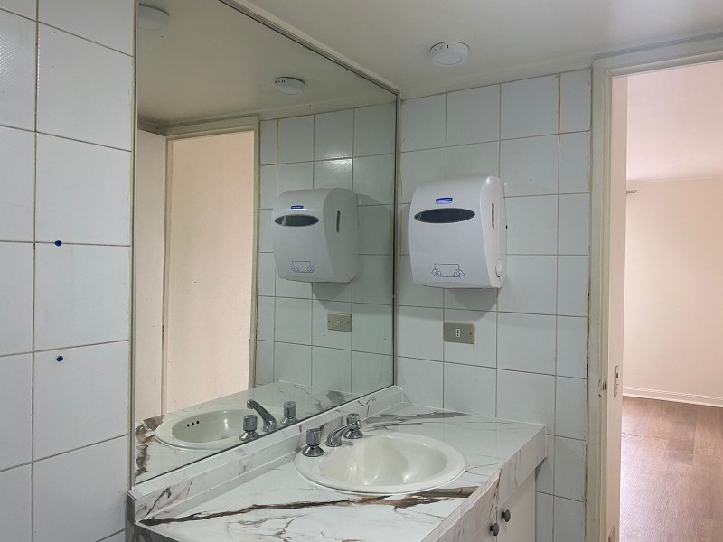 Arriendo Oficina 2 Privados