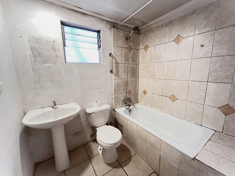 Amplia Casa de 2 Pisos, 4 Dorm -2 Baños- 2 Estac. - Pudahuel