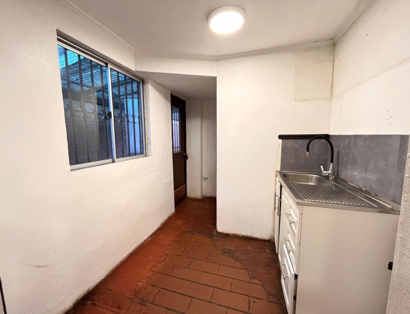 Amplia Casa de 2 Pisos, 4 Dorm -2 Baños- 2 Estac. - Pudahuel