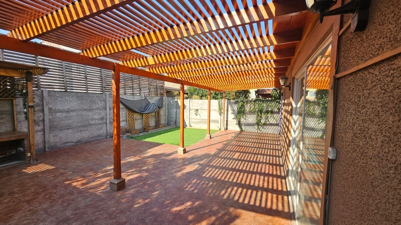 Se Arrienda Hermosa Casa en Chicauma