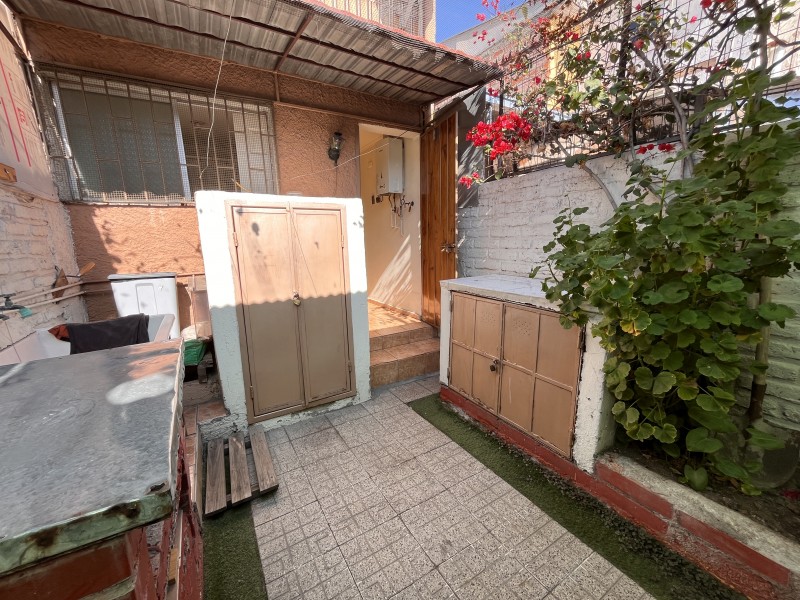 Vendo Casa 2 Pisos 3 Dor. Con Estacionamiento - la Florida