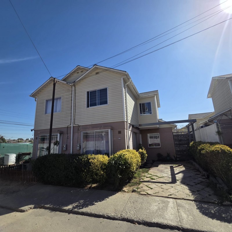 Se Vende Hermosa Casa en Condominio, Limache