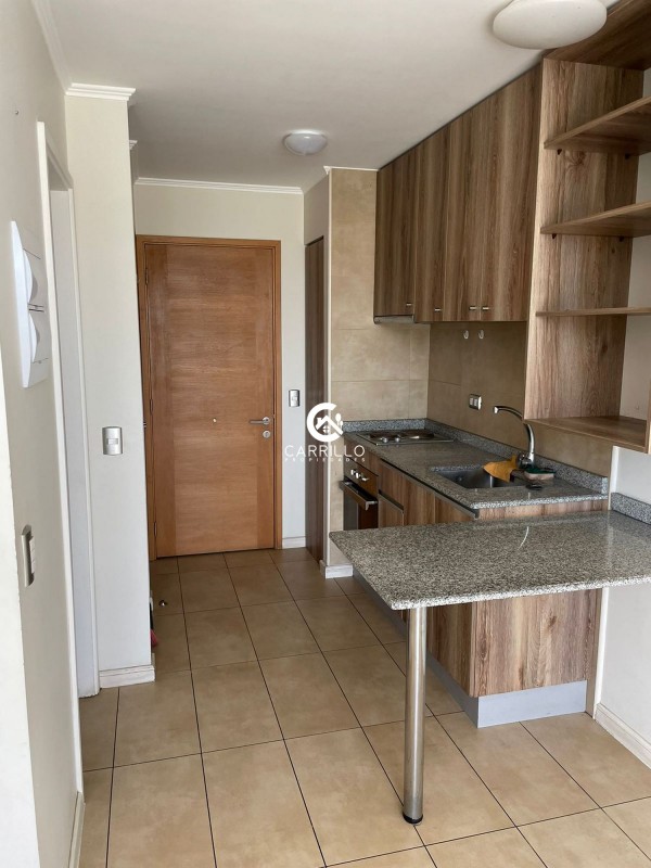 Arrendamos Estudio Con Balcon