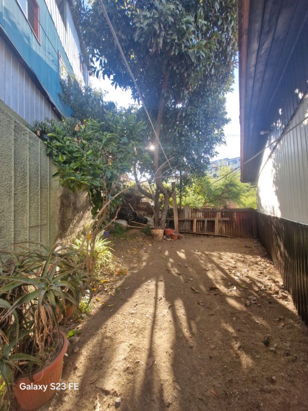 Casa Estilo Cabaña en el Corazón de Cerro Alegre