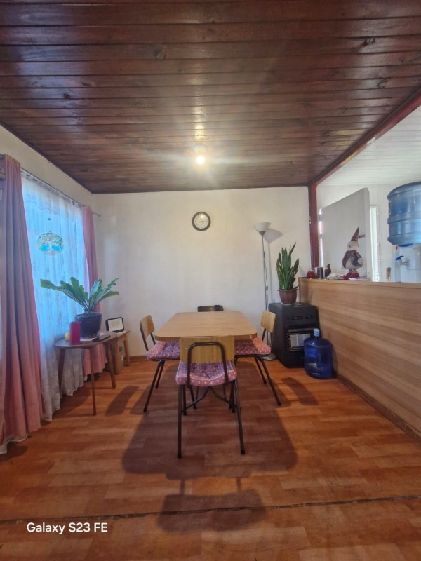 Casa Estilo Cabaña en el Corazón de Cerro Alegre