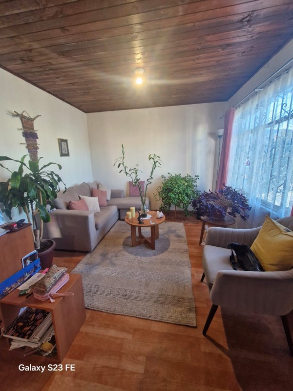 Casa Estilo Cabaña en el Corazón de Cerro Alegre