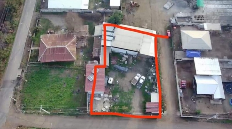 Galpon,bodega,1 Continente y Casa en 2 Piso.